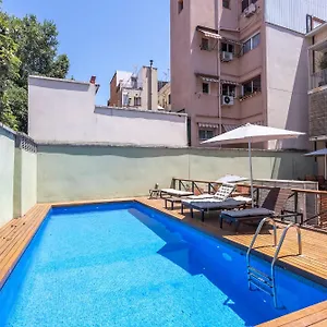 - Gracia Pool Center Barcelona
