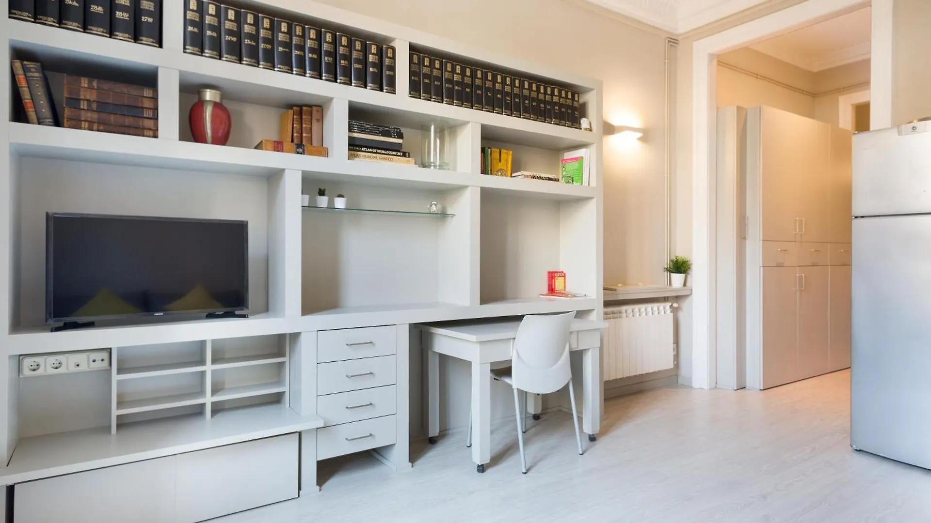 Suites4Days Ali Bei Apartment Βαρκελώνη